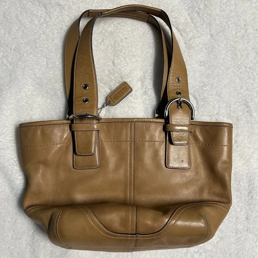 VTG Coach Tan Leather Soho Shoulder Handbag Purse M05D-9544 & Matching Wristlet